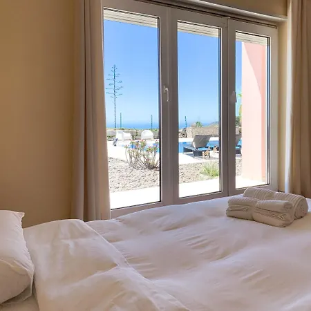 Villa Monte Dos Agostos By Boaz Santa Bárbara de Nexe