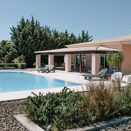 Monte Dos Agostos By Boaz Villa *