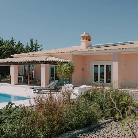 Monte Dos Agostos By Boaz Villa