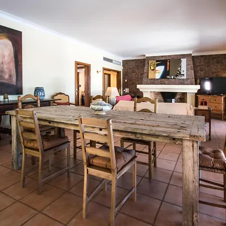 Monte Dos Agostos By Boaz *