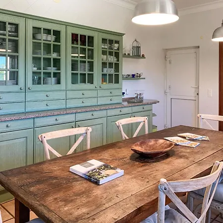 Monte Dos Agostos By Boaz Villa