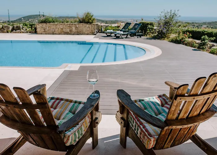 Monte Dos Agostos By Boaz ヴィラ *