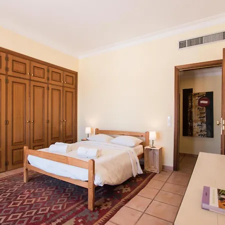 Monte Dos Agostos By Boaz *