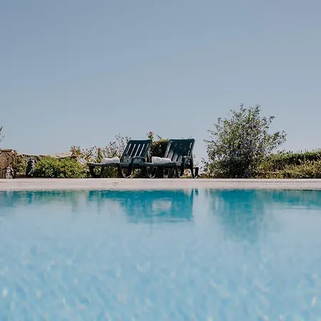 Villa Monte Dos Agostos By Boaz *