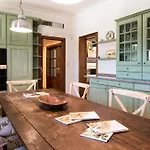 Vila Monte Dos Agostos By Boaz *